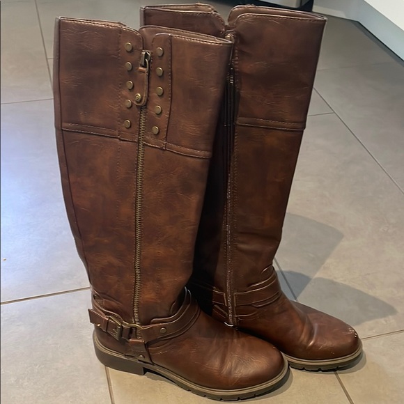 Guess Knee-High Riding Boots - Picture 2 of 4